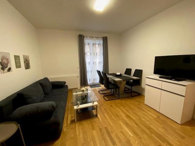Paky Appartements 00322 Bruck an der Leitha Εξωτερικό φωτογραφία